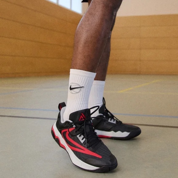 Nike Giannis Immortality 3 Sneakers - Picture 16 of 16